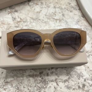 DEZI Tan Charge It Sunglasses Bold Design